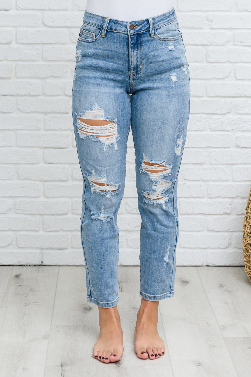 Florence High Waist Destroyed Boyfriend Jeans