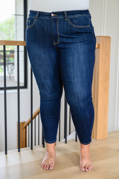 Georgia Back Yoke Skinny Jeans with Phone Pocket